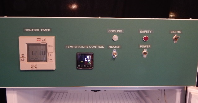 SG5 Counter Top Controlled Environment Chamber Controls