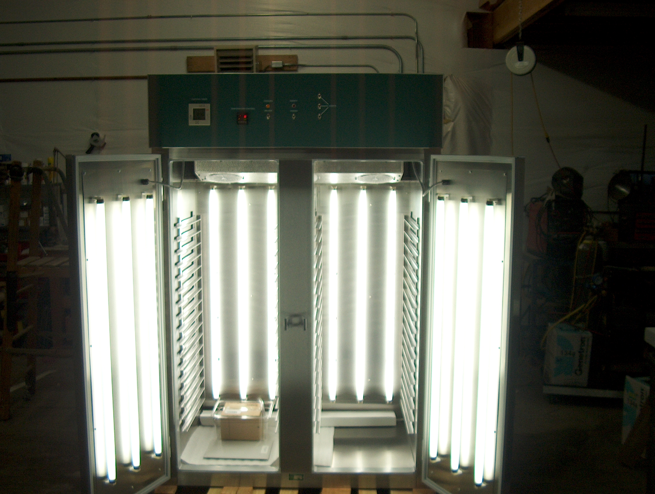 SG50SS Controlled Environment Chamber - Image 2